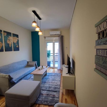 Wood & White Apartment In Historic Center With 2 Bedrooms Ioannina Exterior foto
